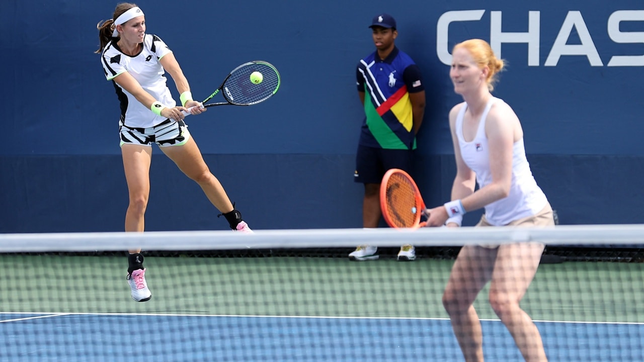 Photos Women's Doubles action on Day 5 at the 2021 US Open Official