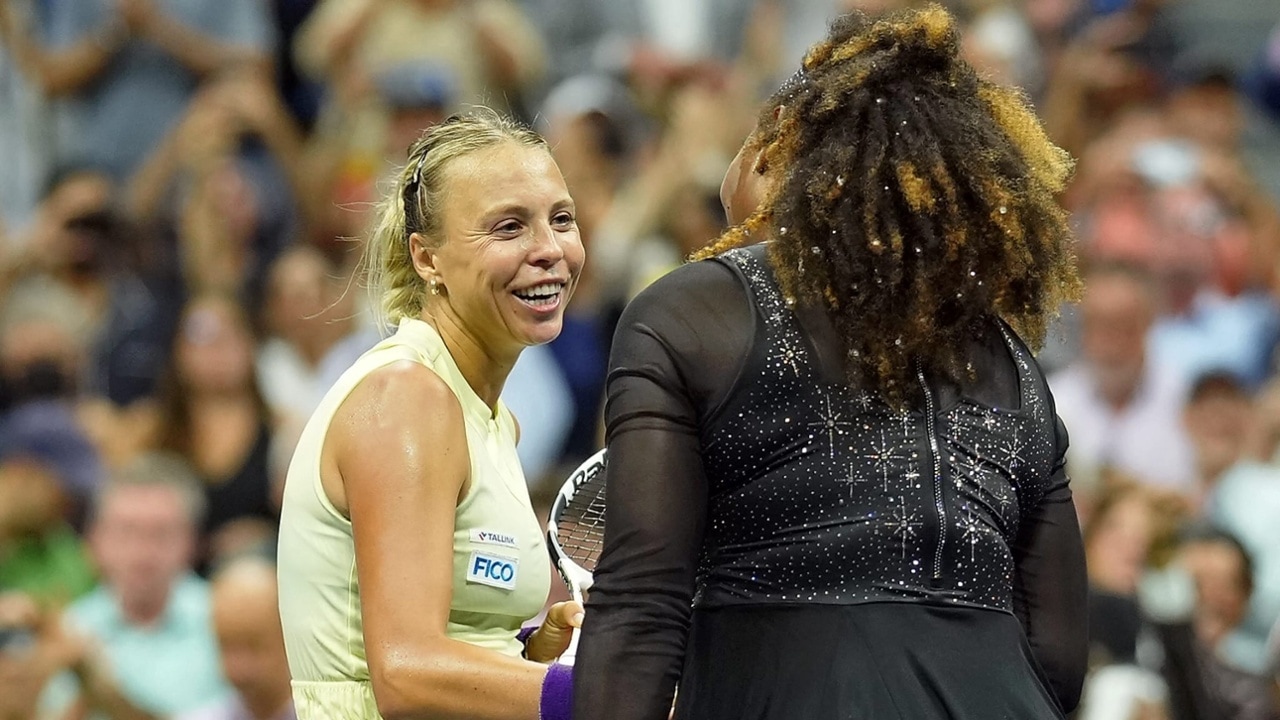 Anett Kontaveit shakes hands with Serena Williams after a women's singles match at the 2022 US Open.