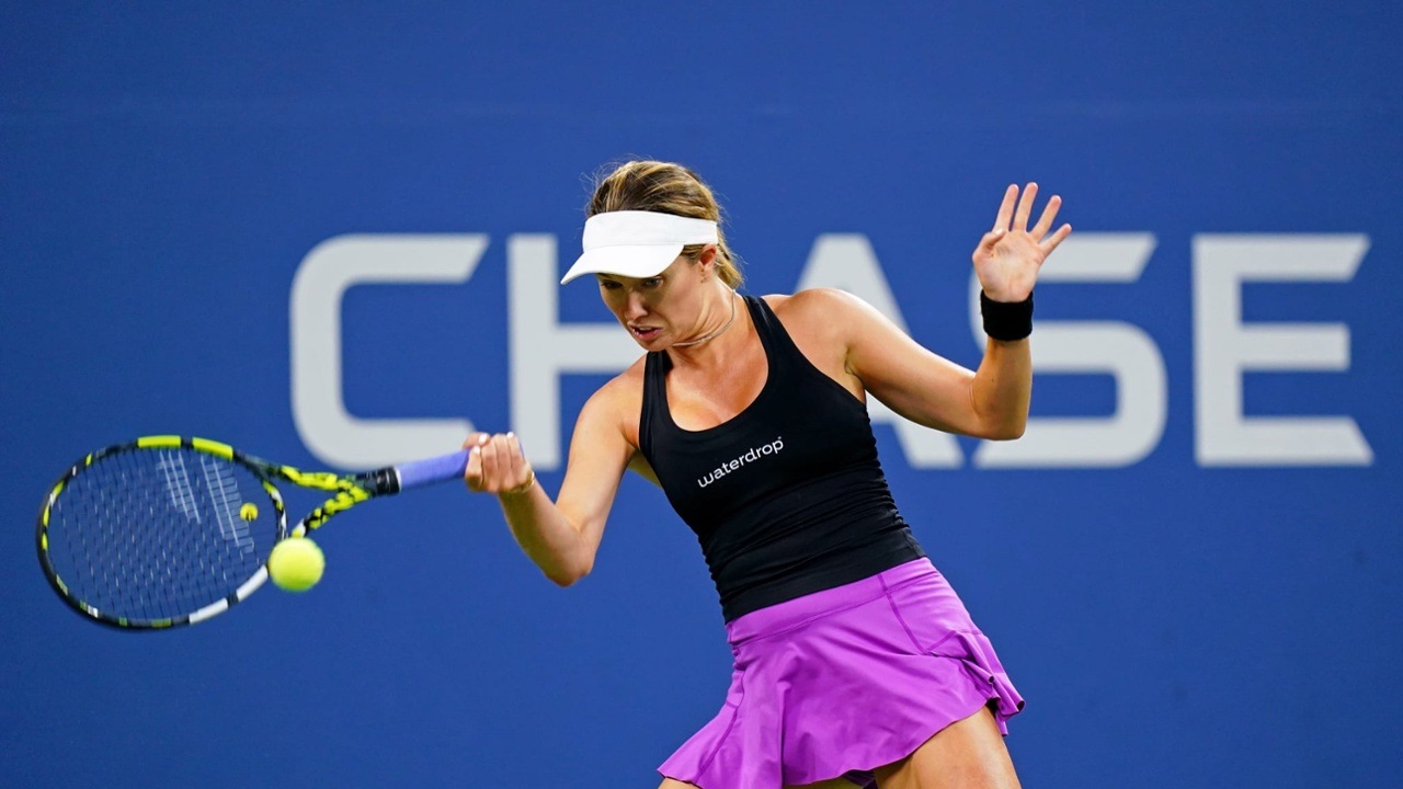 Photos Danielle Collins vs. Cristina Bucsa, 2022 US Open second round