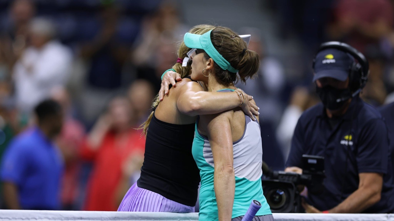 Photos Danielle Collins vs. Alizé 2022 US Open third round