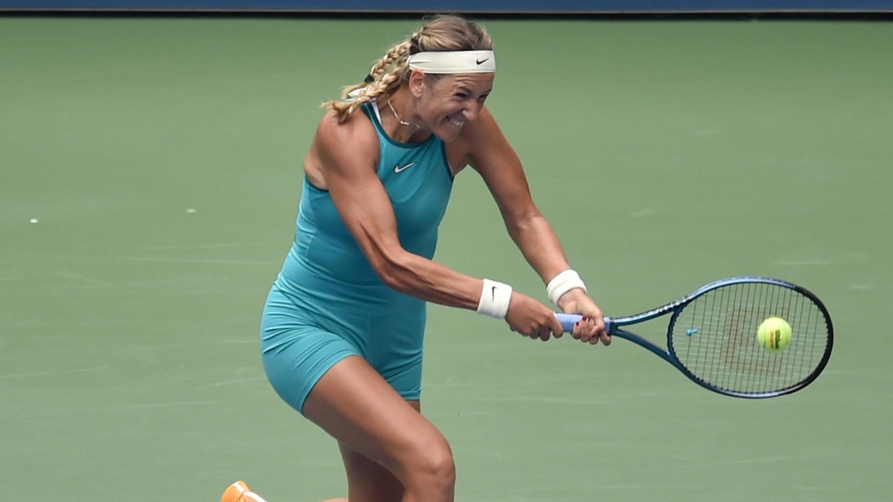 Zhu Lin upsets No. 18 Azarenka to move into 2023 US Open third round