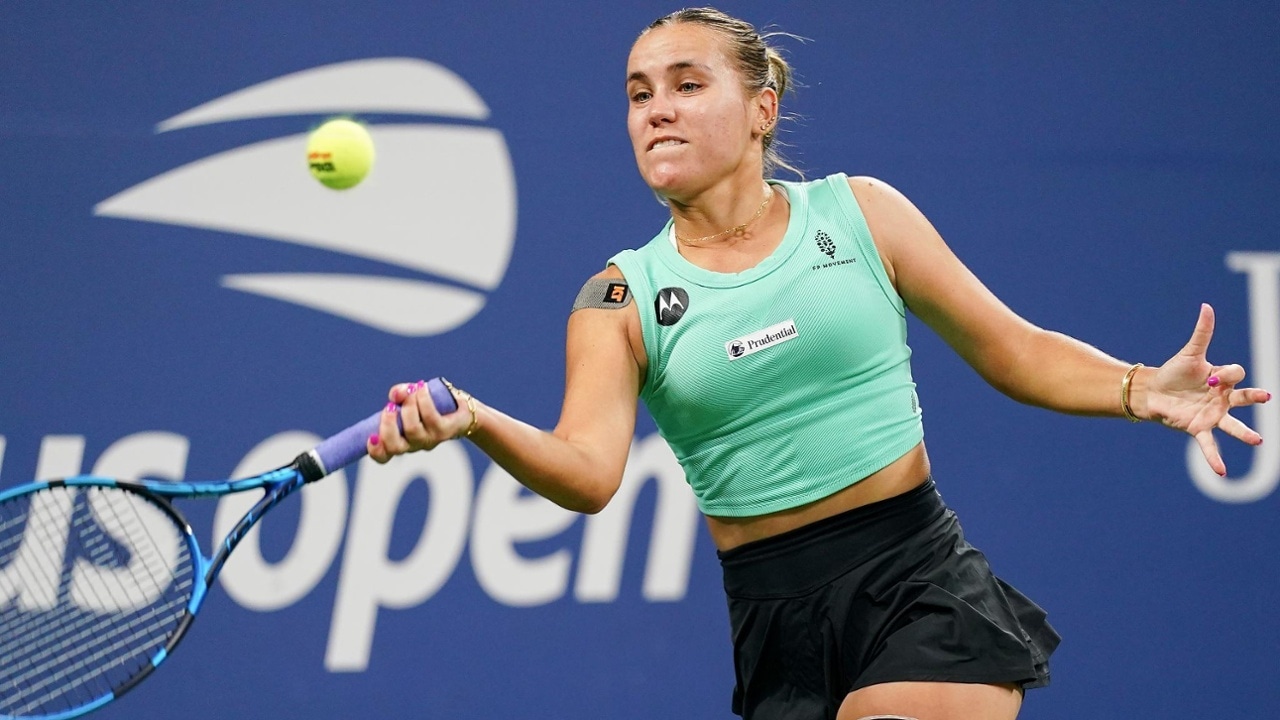 Best photos of Daria Kasatkina vs. Sofia Kenin, Round 2 at the 2023 US
