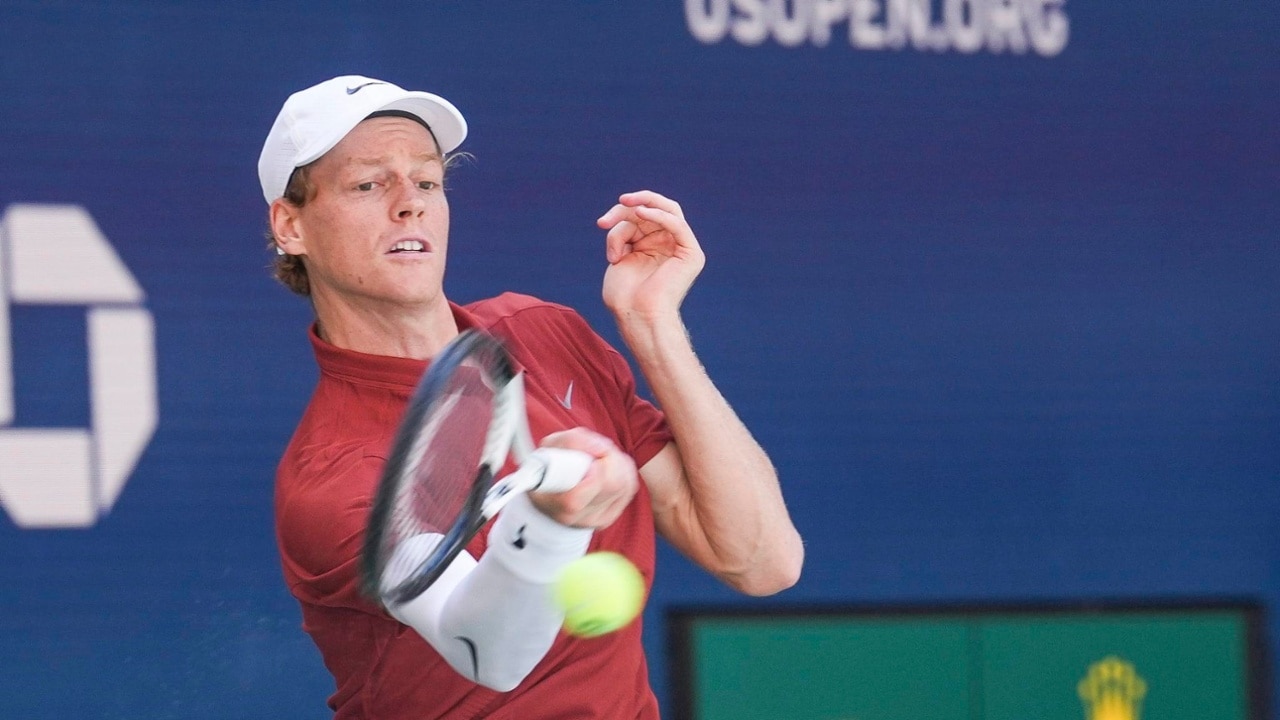 Jannik Sinner dodges upset scare to return to Round 4 at 2025 US Open |  Official Site of the 2025 US Open Tennis Championships - A USTA Event
