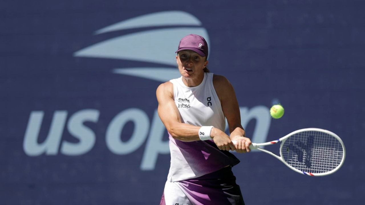Iga Swiatek hits a backhand during a Women's Singles match on Day Nine of the 2026 US Open at USTA Billie Jean King National Tennis Center on Monday, September 7, 2026 in Flushing, NY. (Photo by Simon Bruty/USTA)
