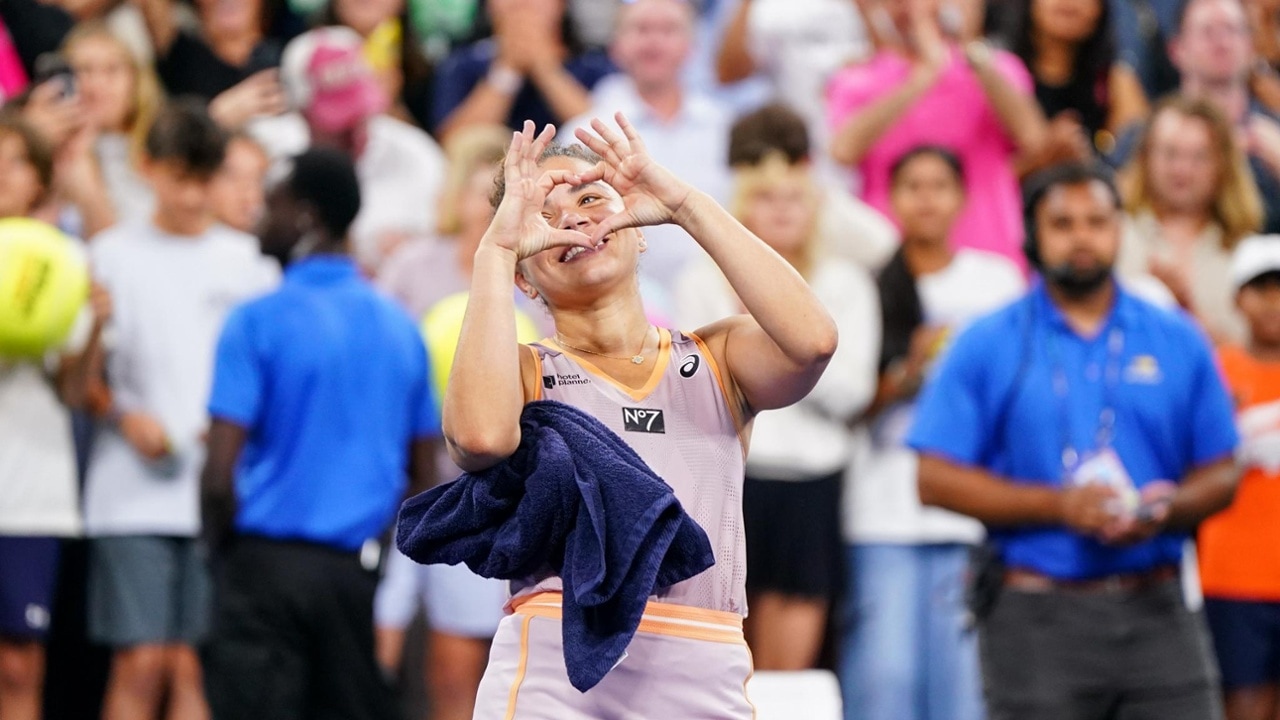 Best photos of Jasmine Paolini vs. Bianca Andreescu, 2024 US Open Round