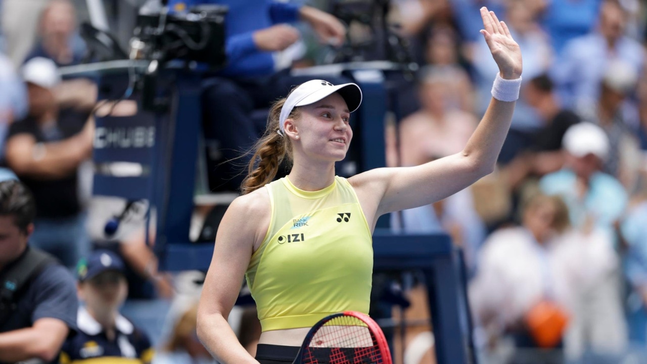 Elena Rybakina defeats Zheng in 2026 US Open quarterfinals to clinch No. 1 ranking