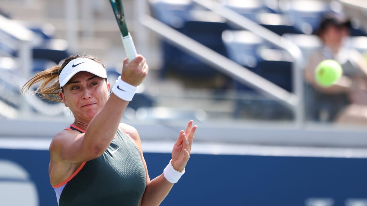 Red-hot Paula Badosa rolls past Viktorija Golubic in 2024 US Open first