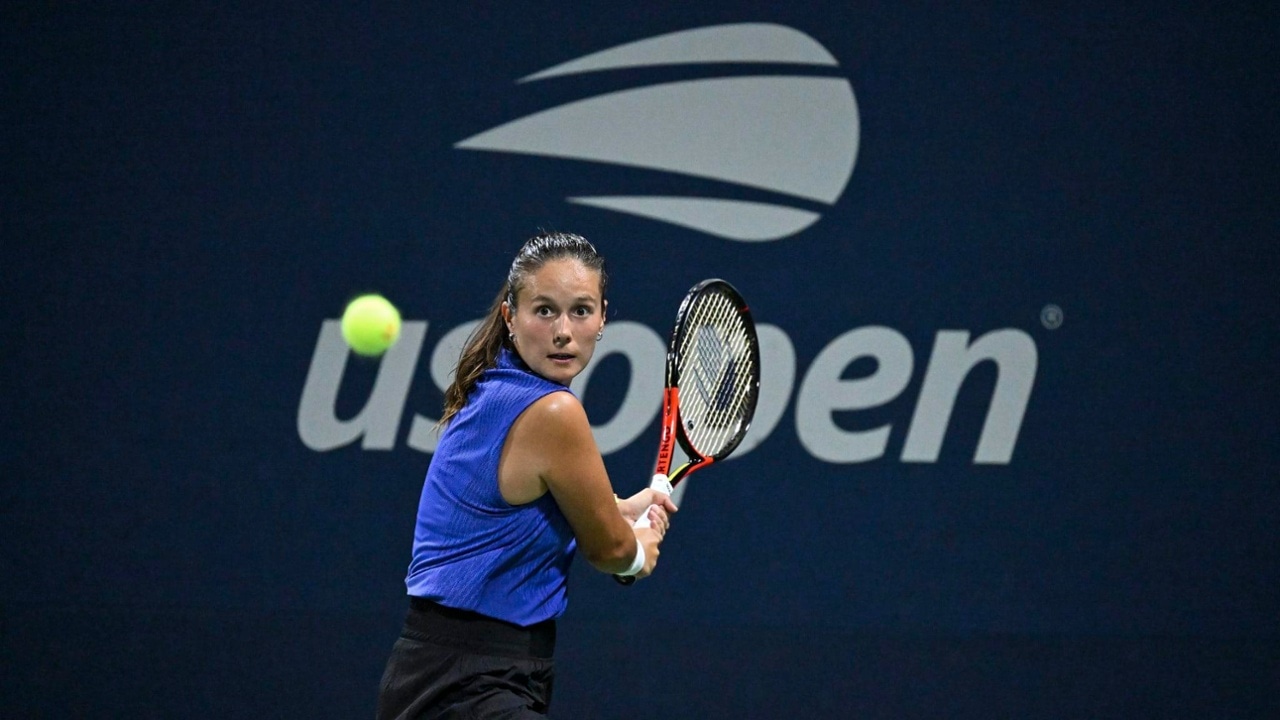 American Peyton Stearns Upsets No 12 Daria Kasatkina To Make 2024 US F R 20240828 USO AO1 6999 A 