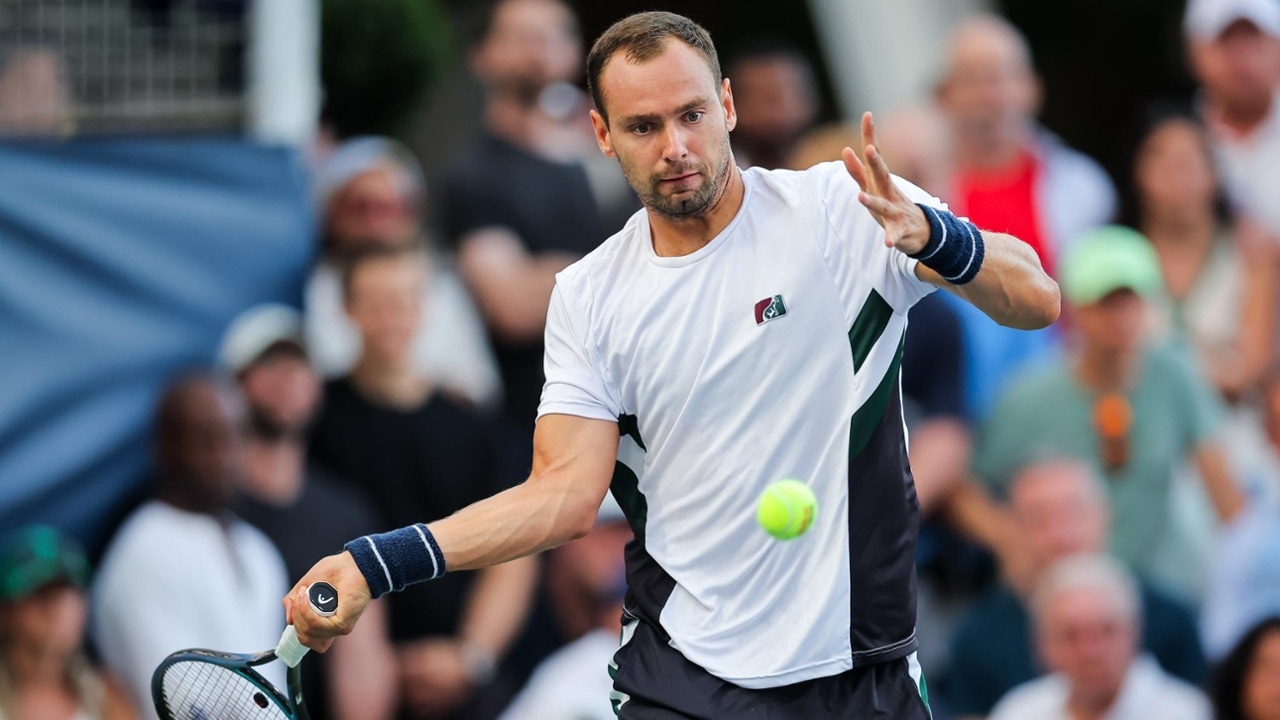 Roman Safiullin upends Gael Monfils in thrilling five-setter at 2025 US  Open | Official Site of the 2026 US Open Tennis Championships - A USTA Event