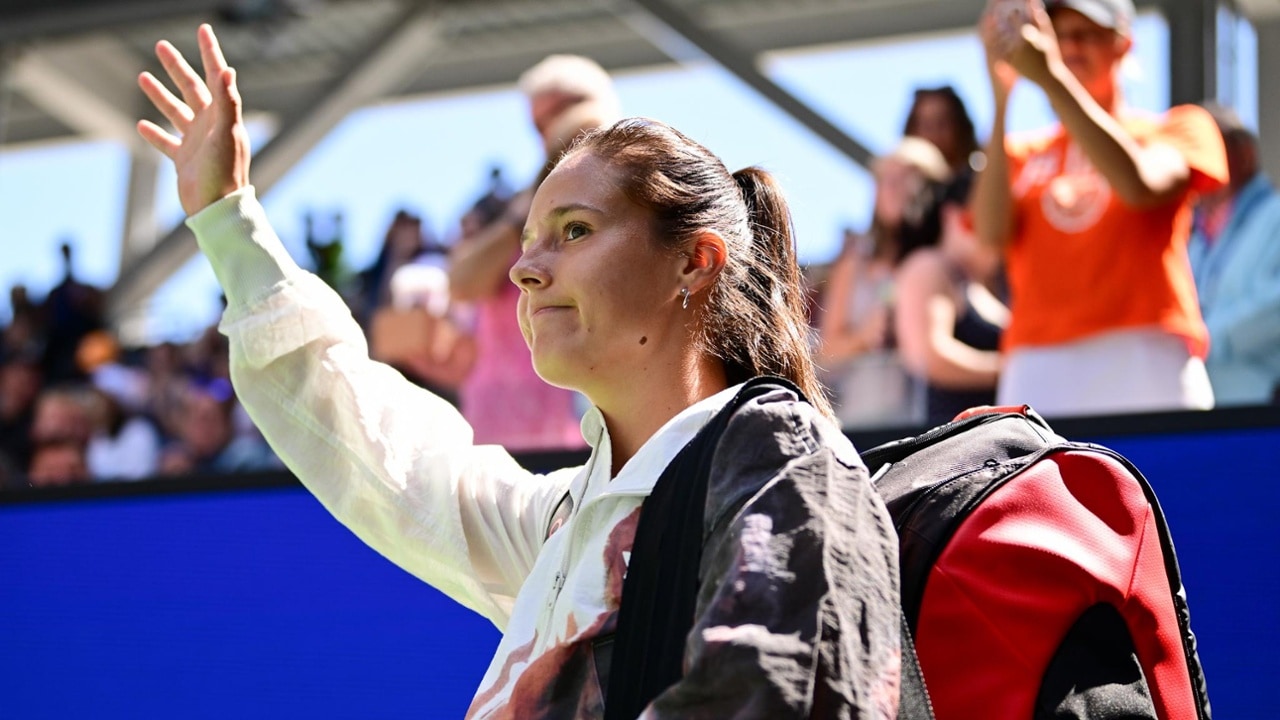 Daria Kasatkina Vs Naomi Osaka 2025 US Open Round 3 Official Site F R USTA1993407 20250830 USO ML1 3497 